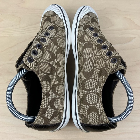 Coach Women’s Size 8.0 B Keeley Signature Khaki Logo Slip On Casual Shoes - Picture 6 of 10